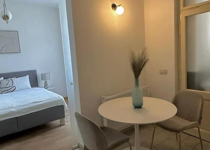 Apartment Utulny V Centru Prahy *